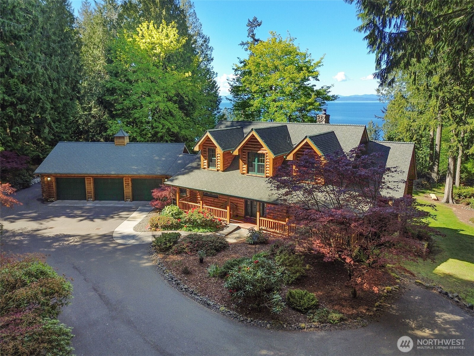 1064 Freshwater Park Property Photo