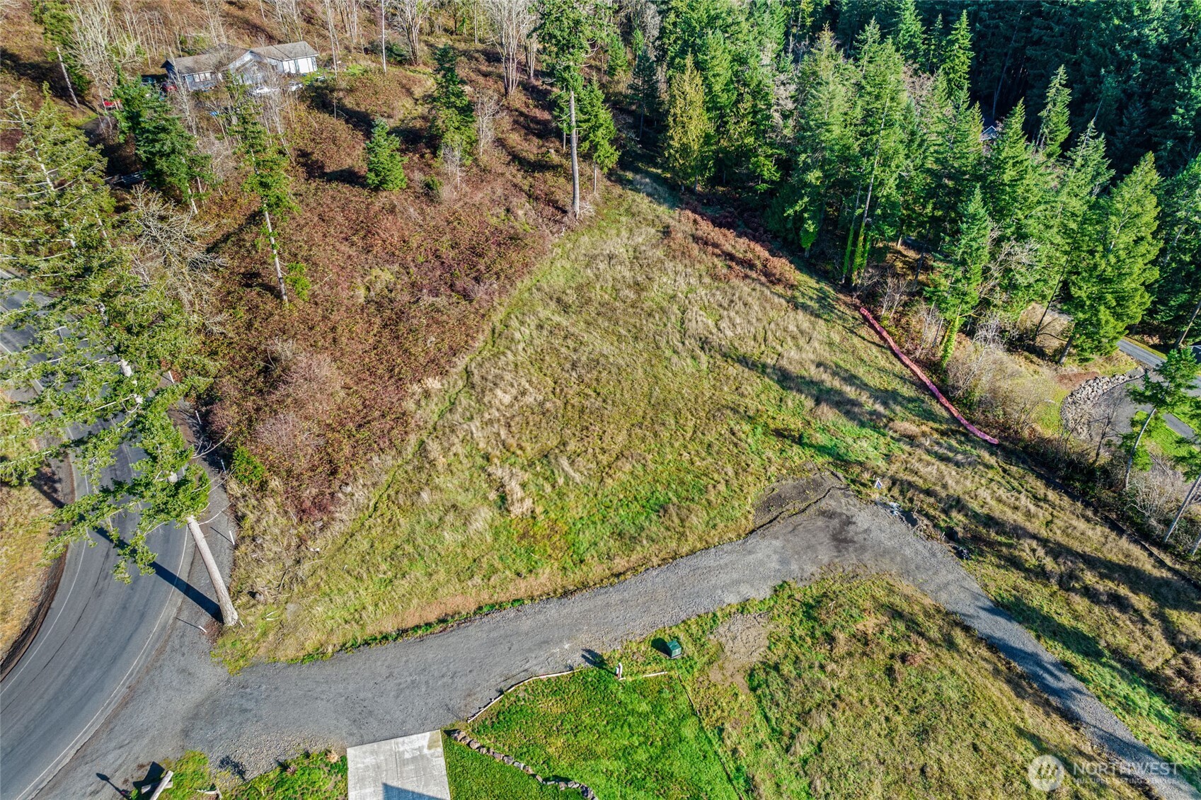124 Tillicum Drive E Property Photo 1