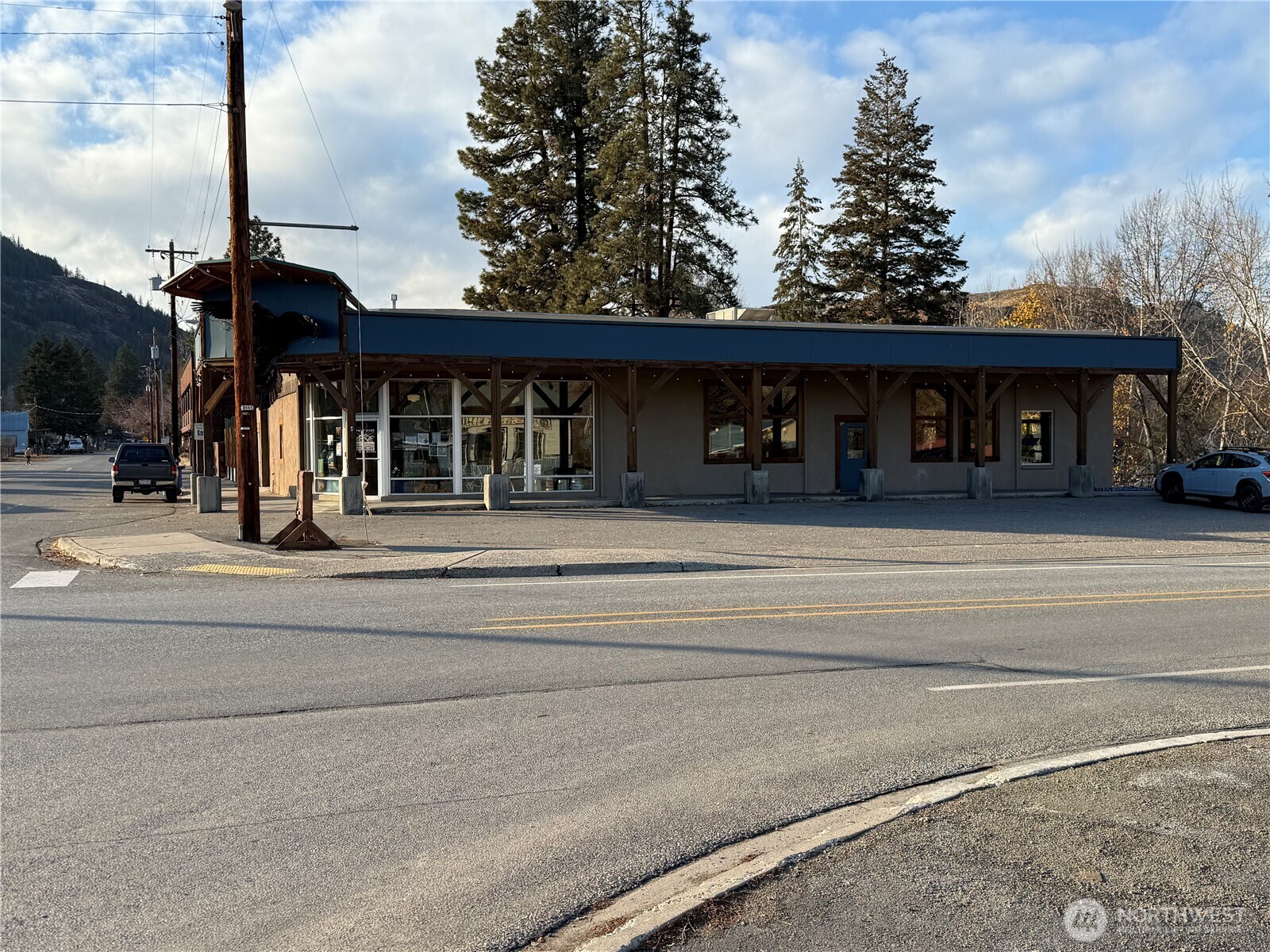 201 Methow Valley Highway Property Photo 22