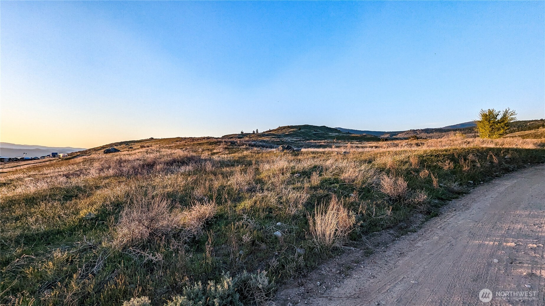 174 Round Up Road Property Photo 27