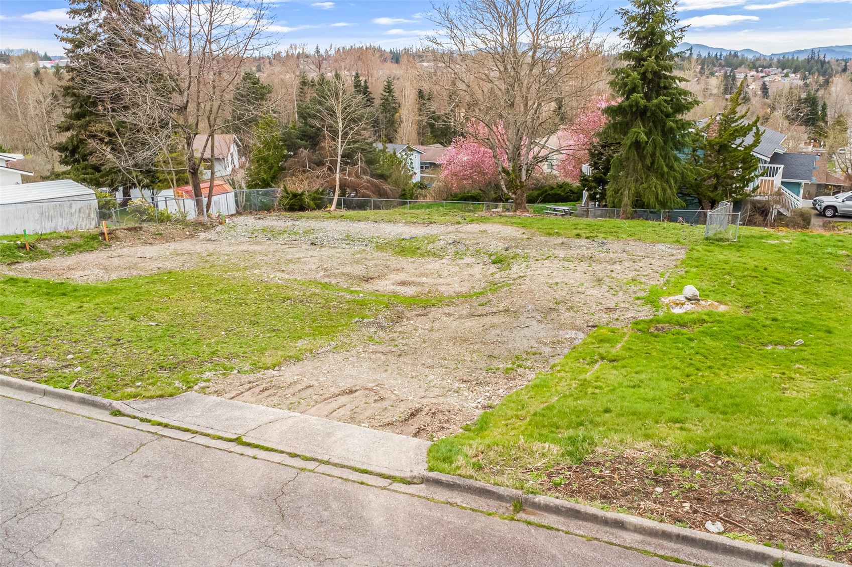 3715 Apache Drive Property Photo 4
