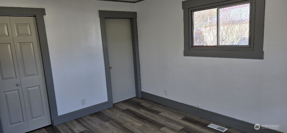 620 W Cota Street Property Photo 24