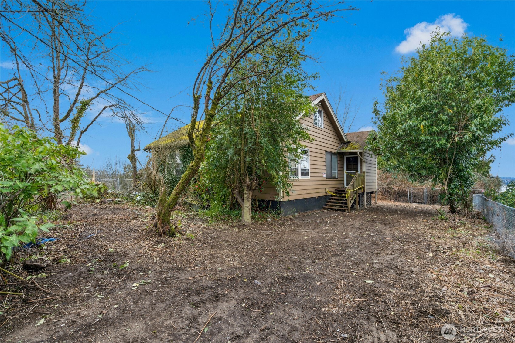 1409 N 24th Street Property Photo 2
