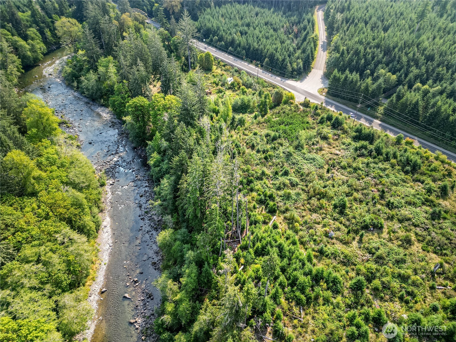 203503 Hwy 101 Property Photo 1