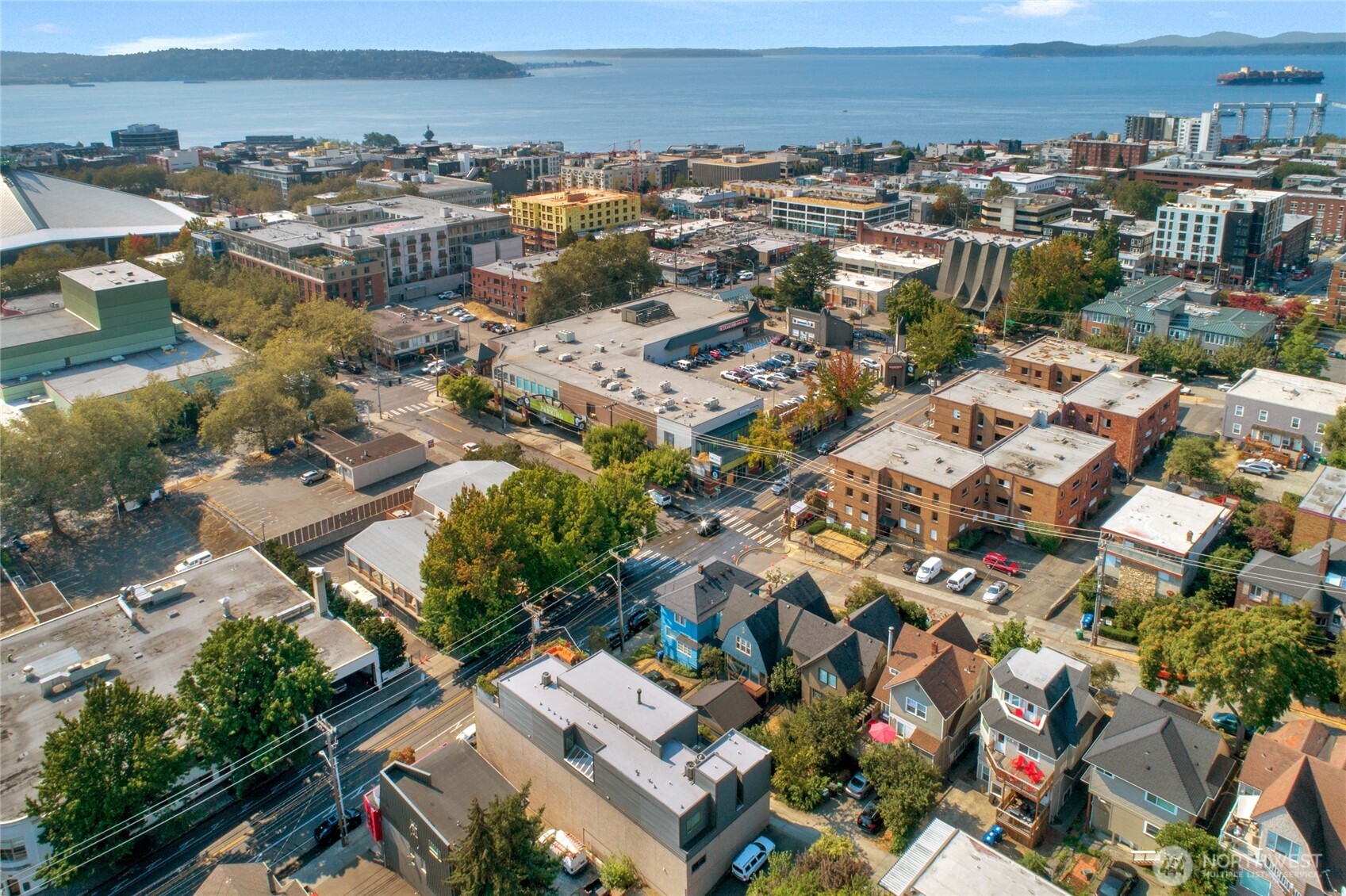 160 Roy Street Property Photo 4