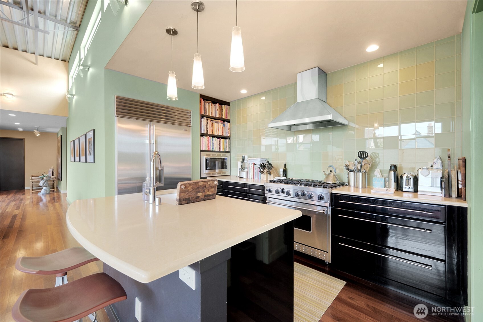 160 Roy Street Property Photo 15