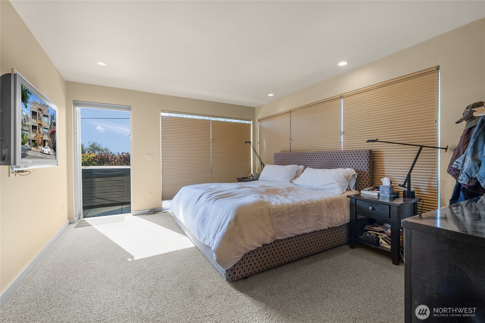 160 Roy Street Property Photo 18