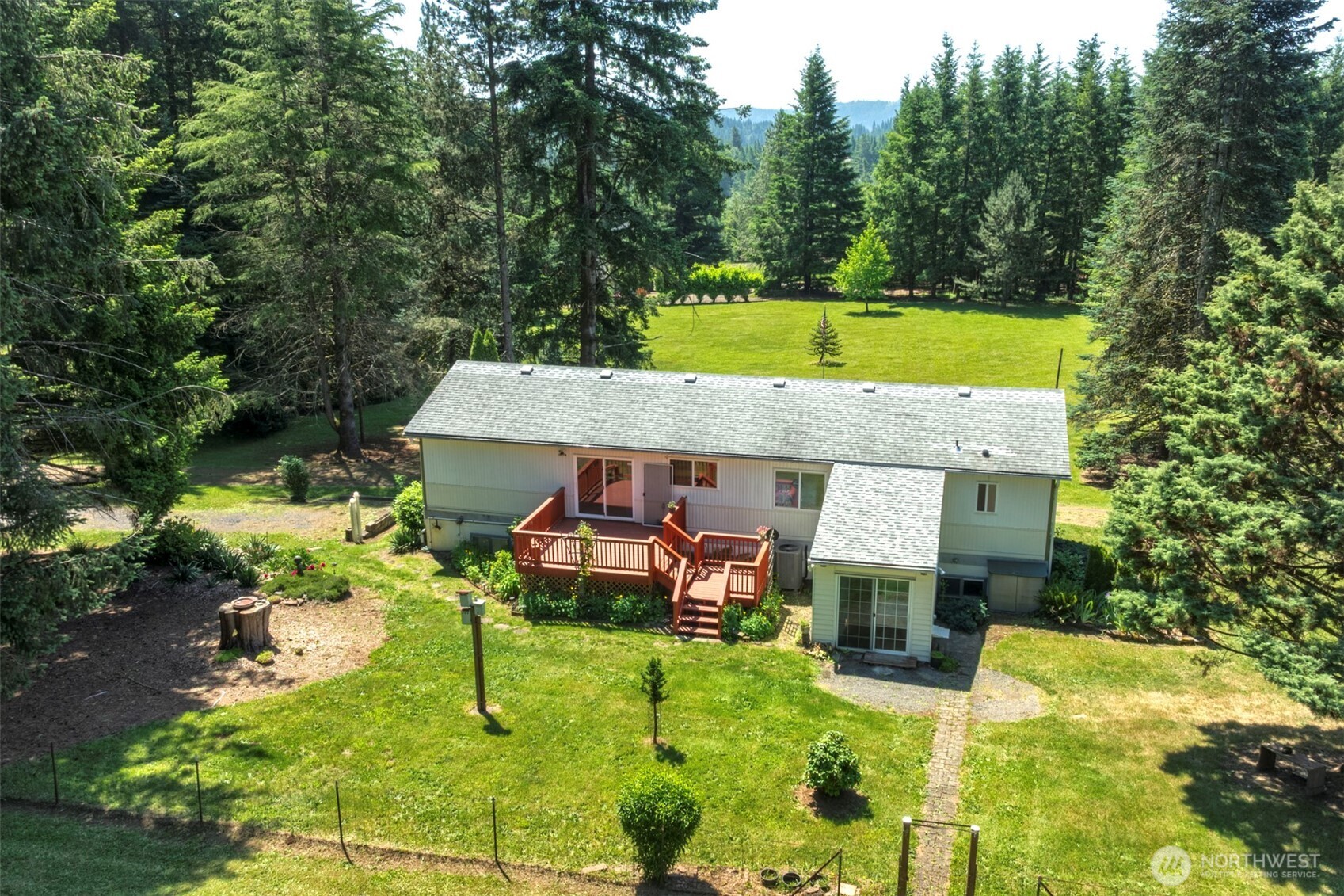 520 Ne 319th Avenue Property Photo 1