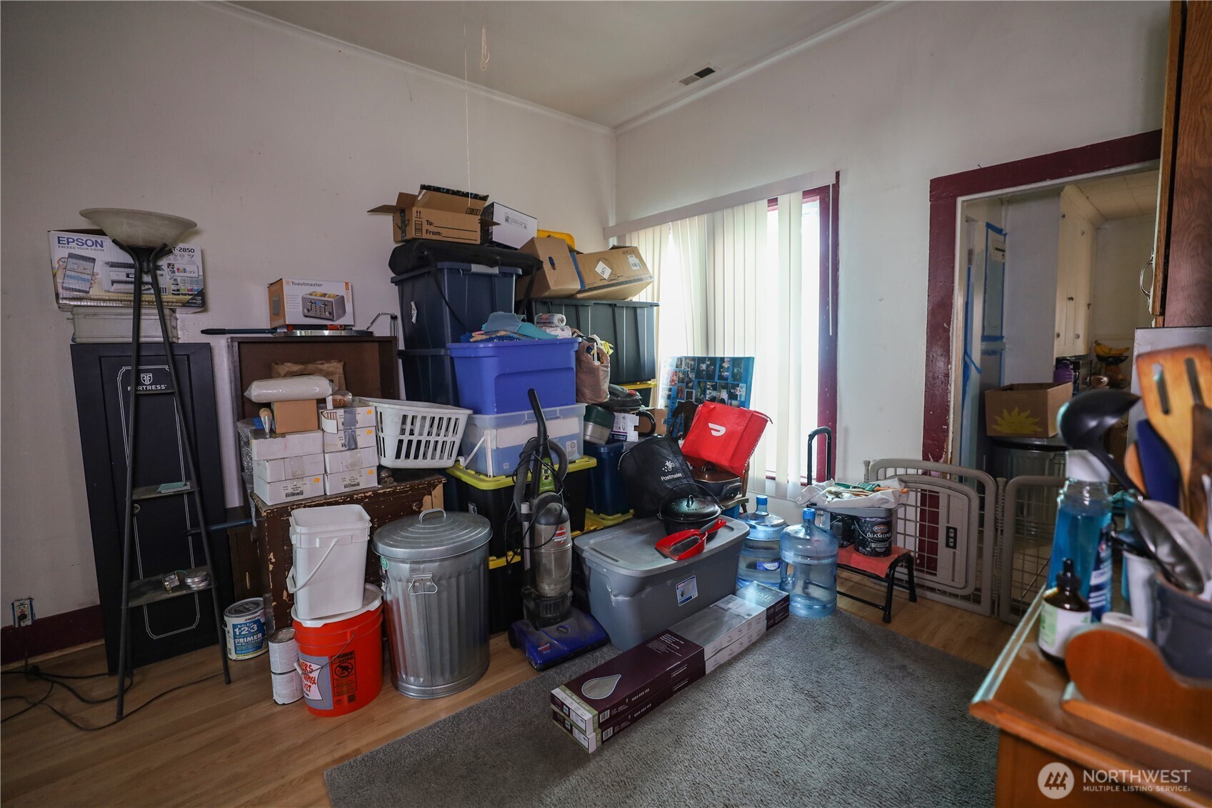 811 W Market Street Property Photo 26