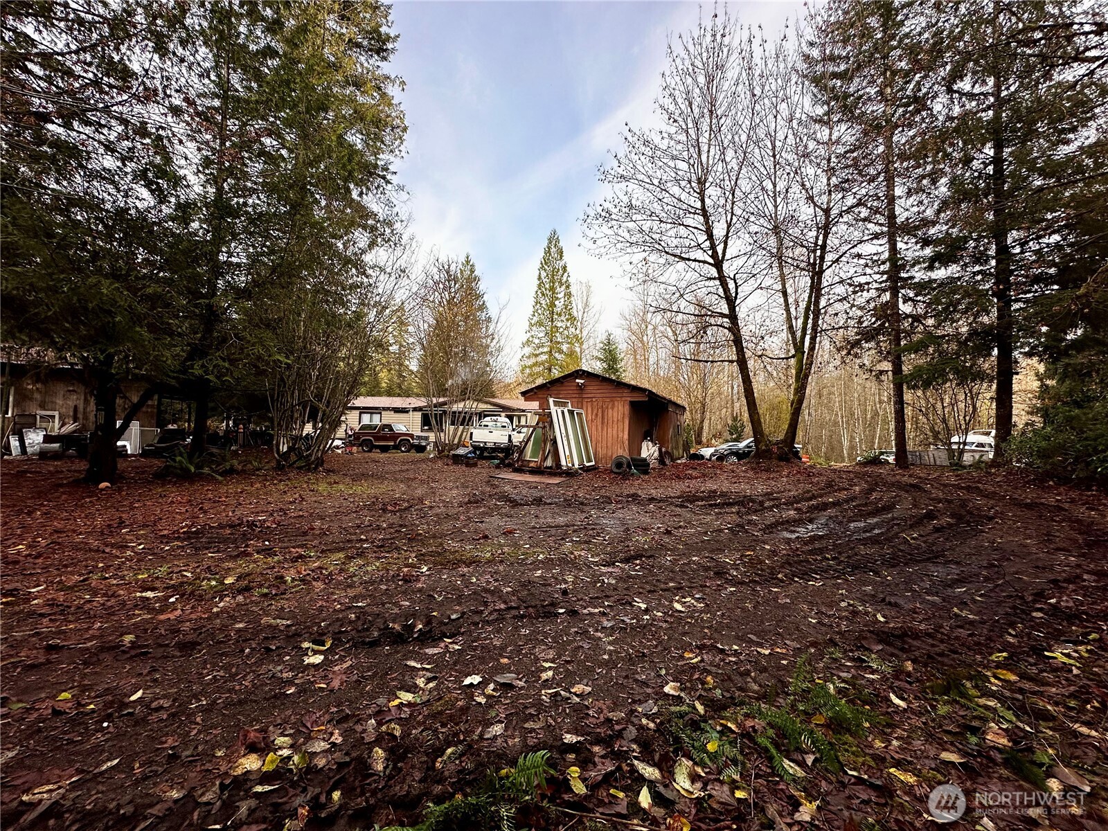 55109 E Sauk Lane Property Photo 4