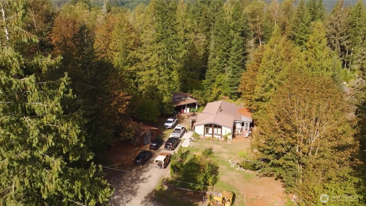55109 E Sauk Lane Property Photo 40