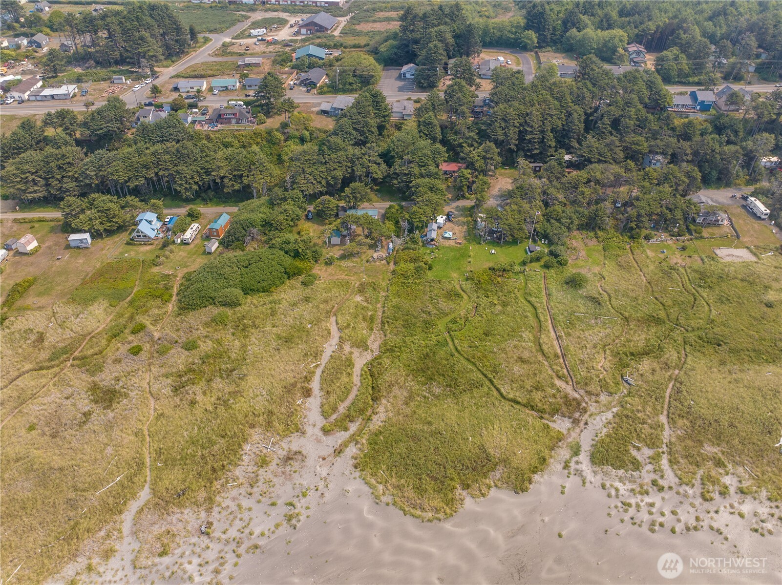 4753 Beach Lane Property Photo 6