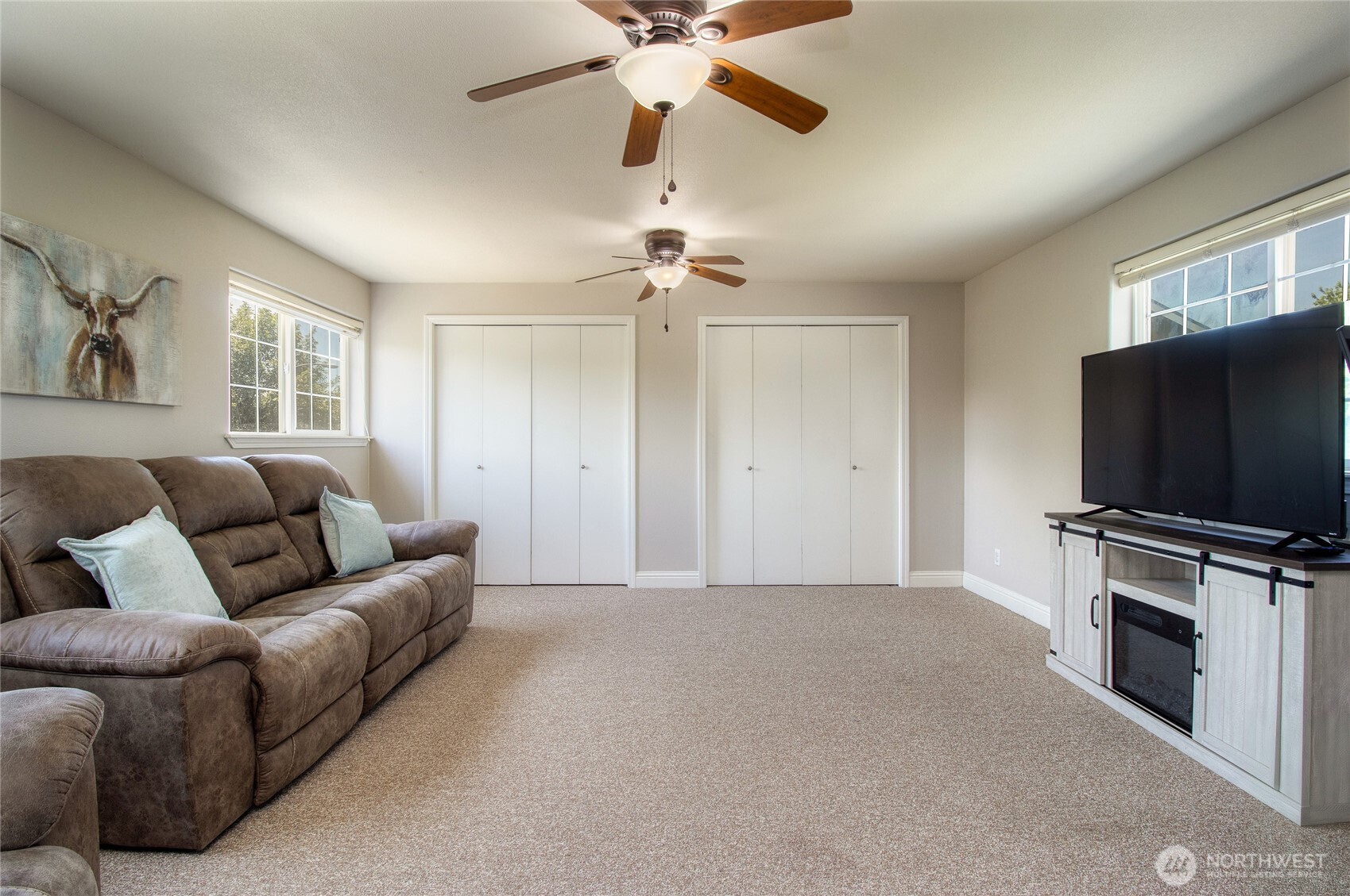 2335 Hawk Drive Property Photo 12