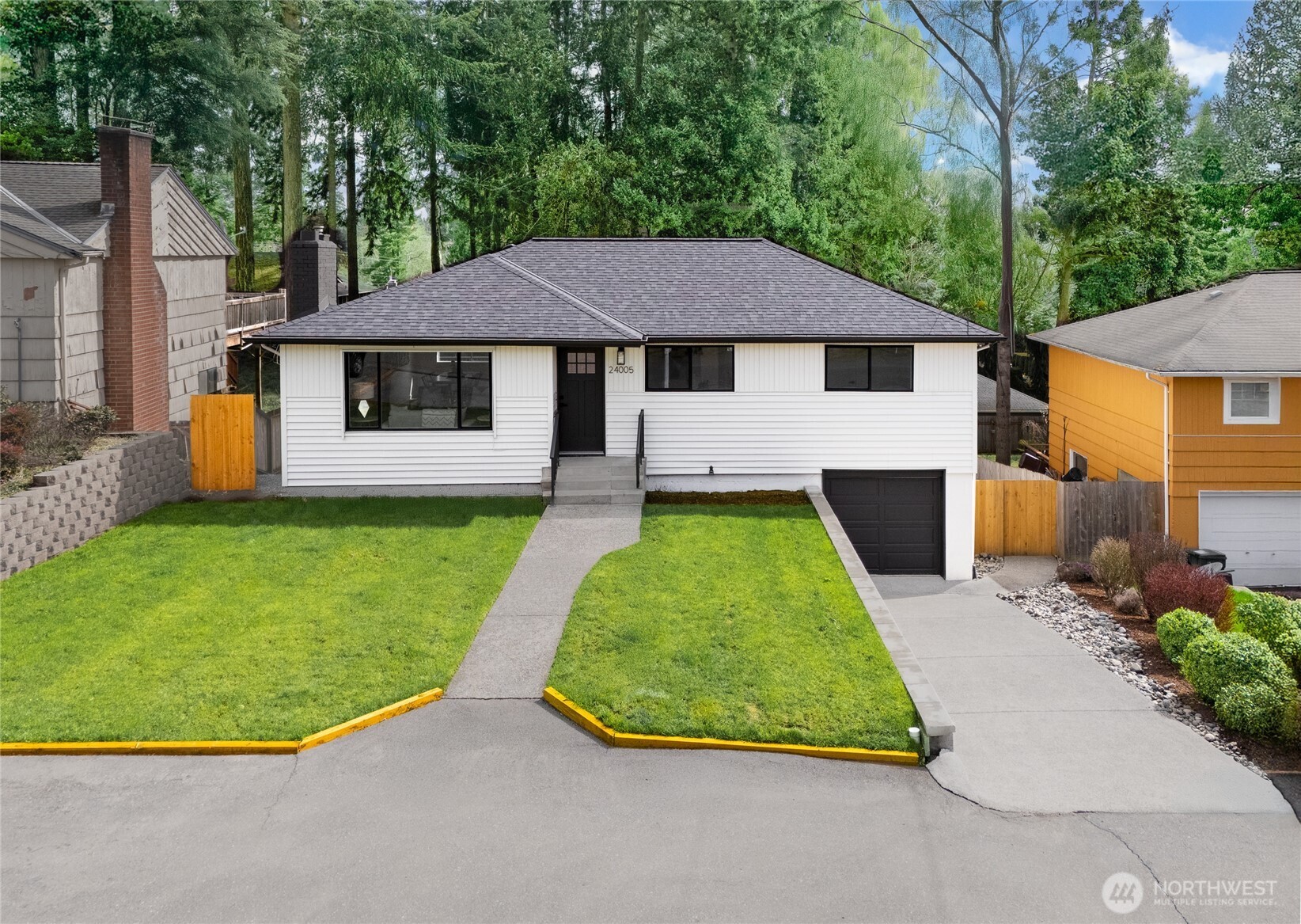 24005 49th Place Property Photo