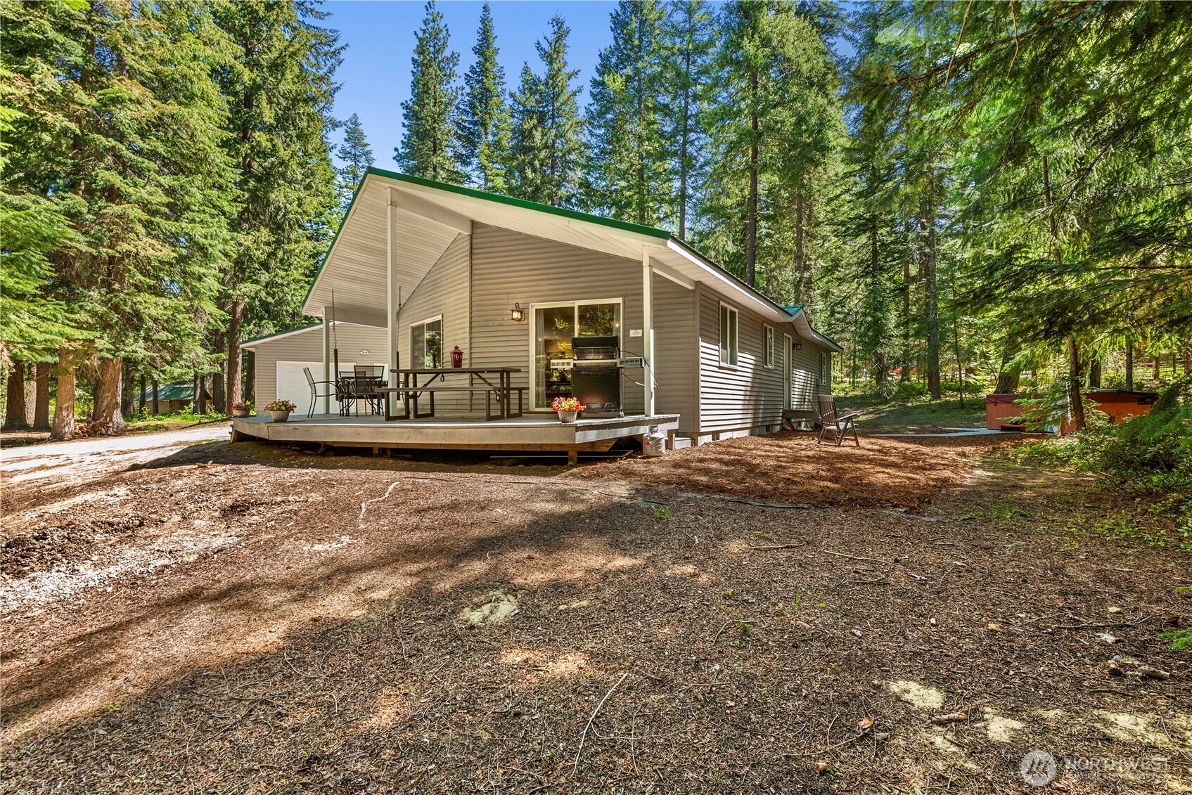 18555 Karl Road Property Photo