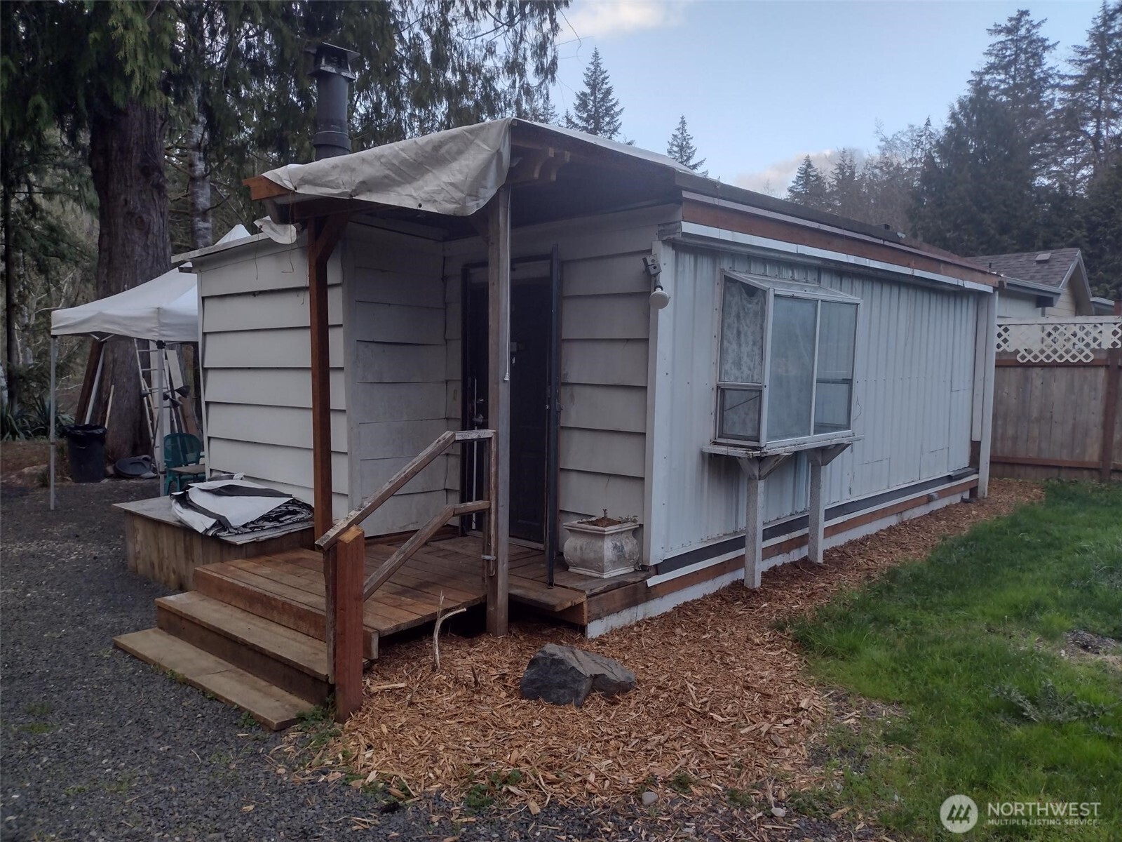 581 E Lakeshore Drive Property Photo 28