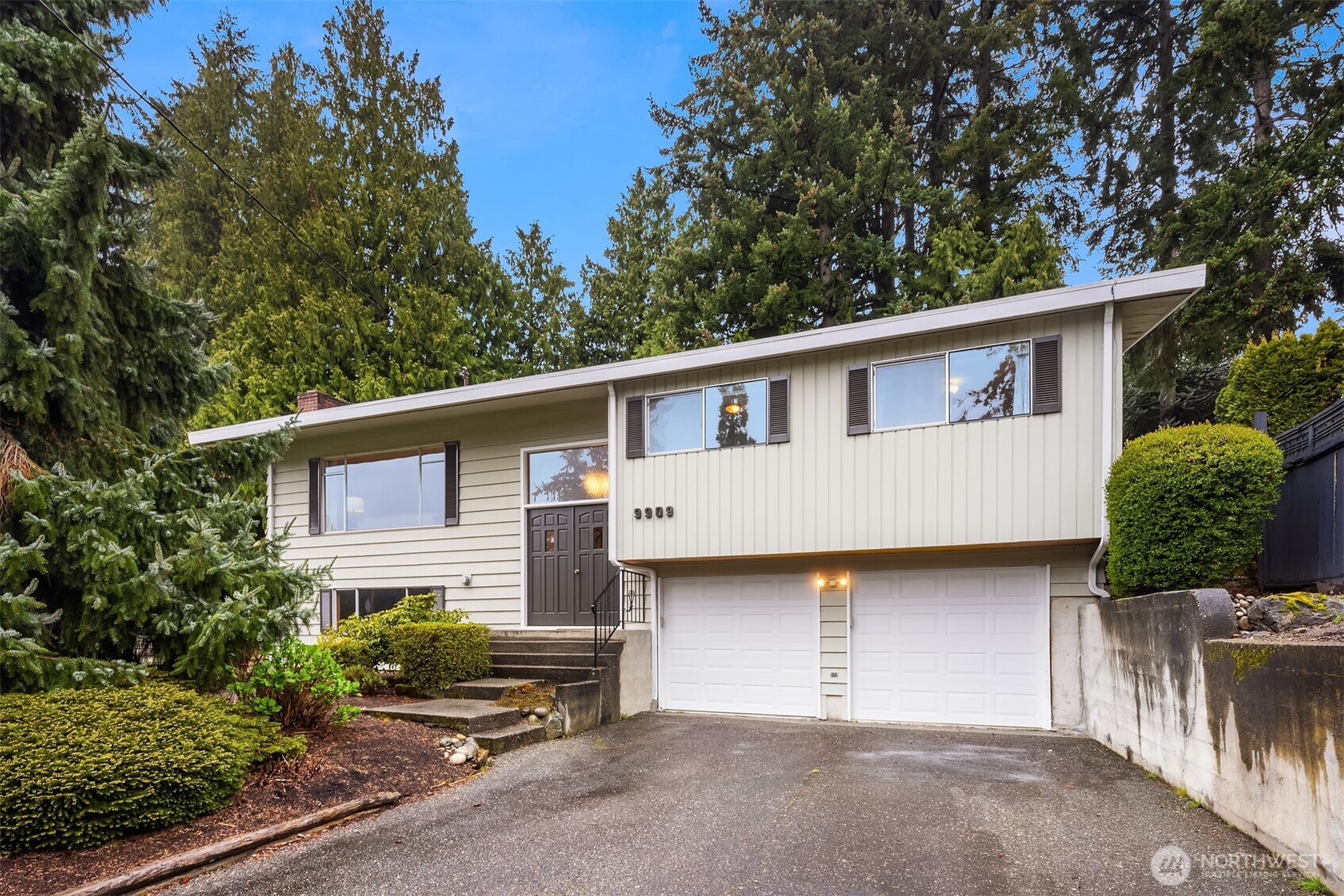 9909 227th Place Property Photo