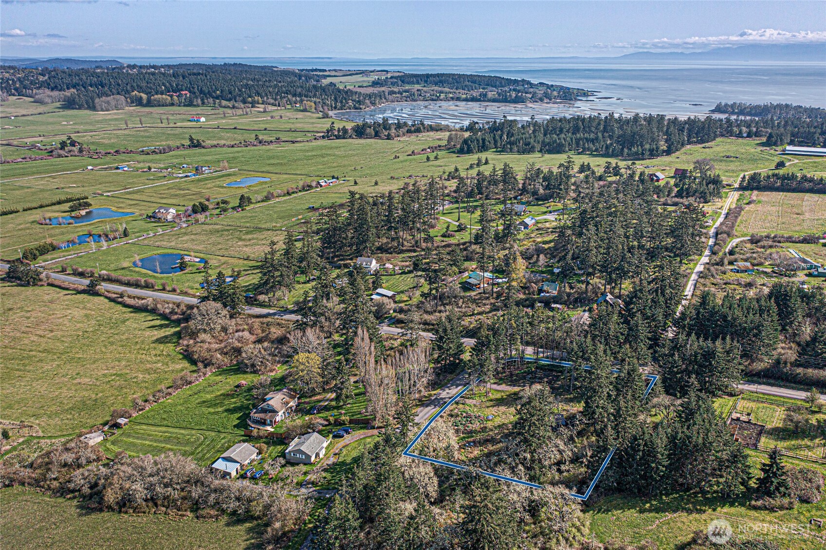 21 Ranchos Road Property Photo 1