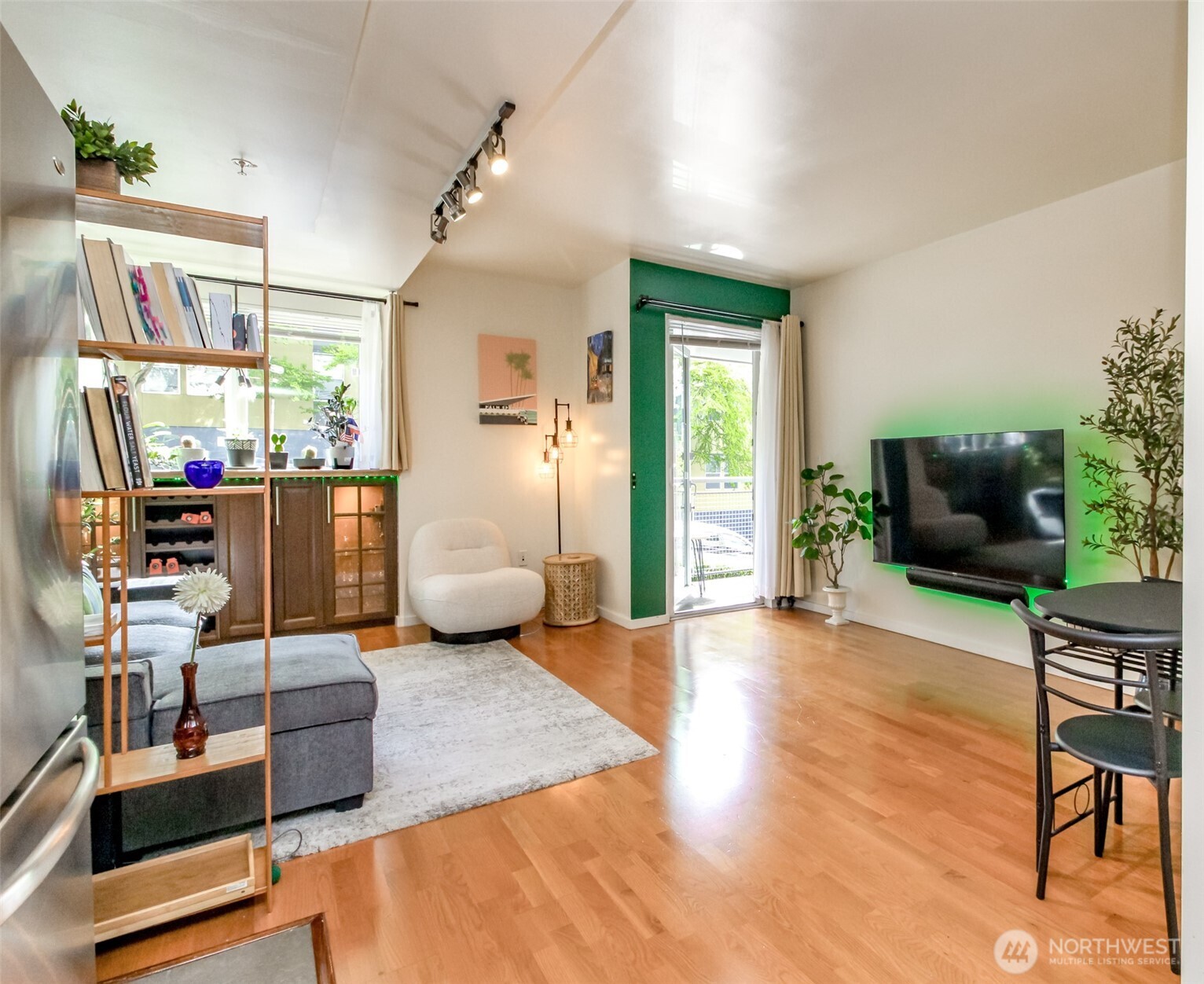 76 Cedar Street 207 Property Photo 1