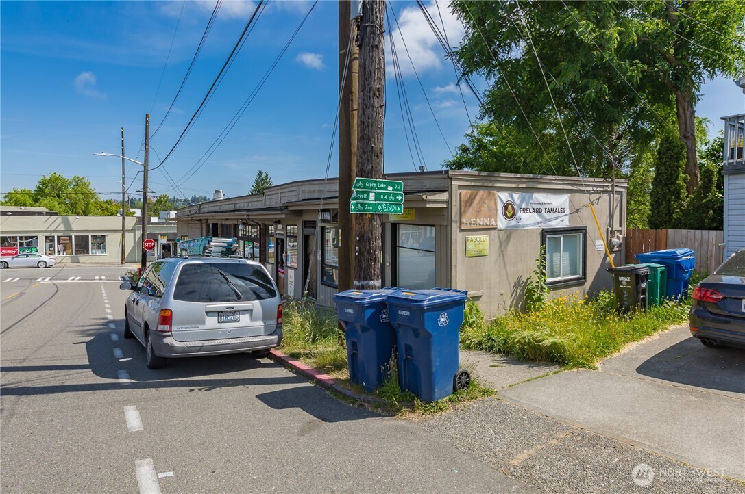 305 Ne 65th Street Property Photo 17