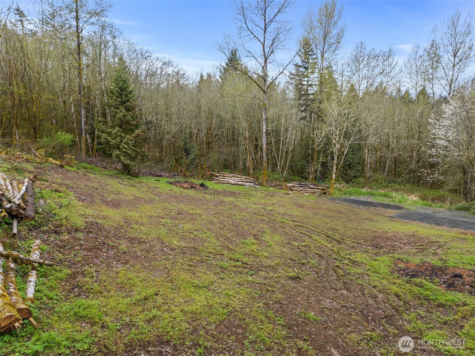 10931 Lundeen Road Property Photo 12