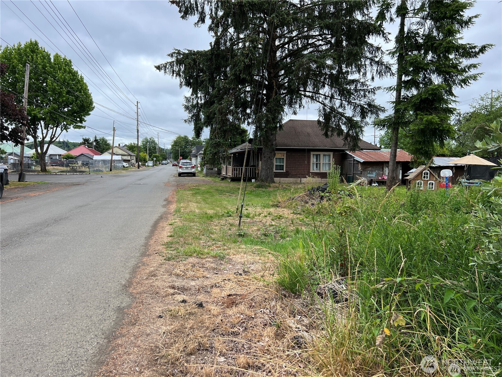 0 X Eight Street Property Photo 7