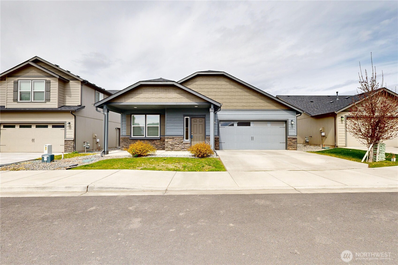 1368 Sw Julia Street Property Photo
