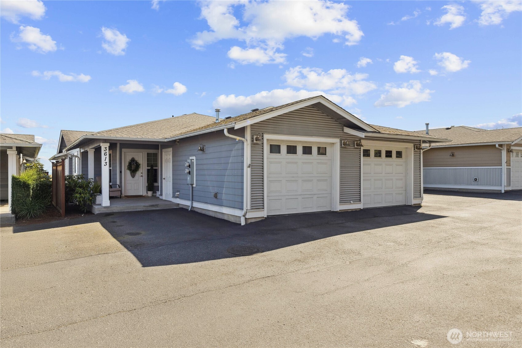 3613 Portage Lane Property Photo