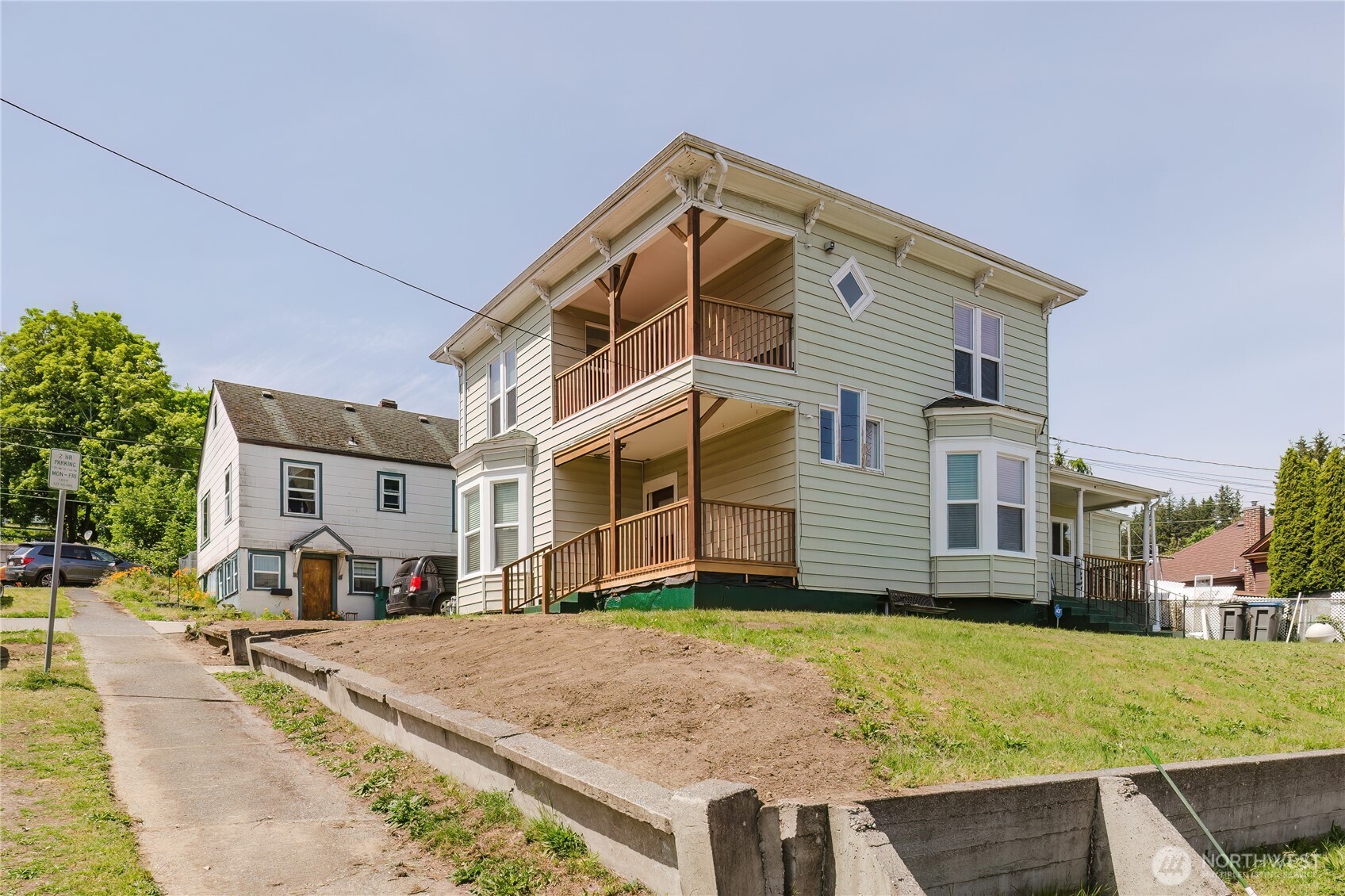 3004 Porter Street Property Photo