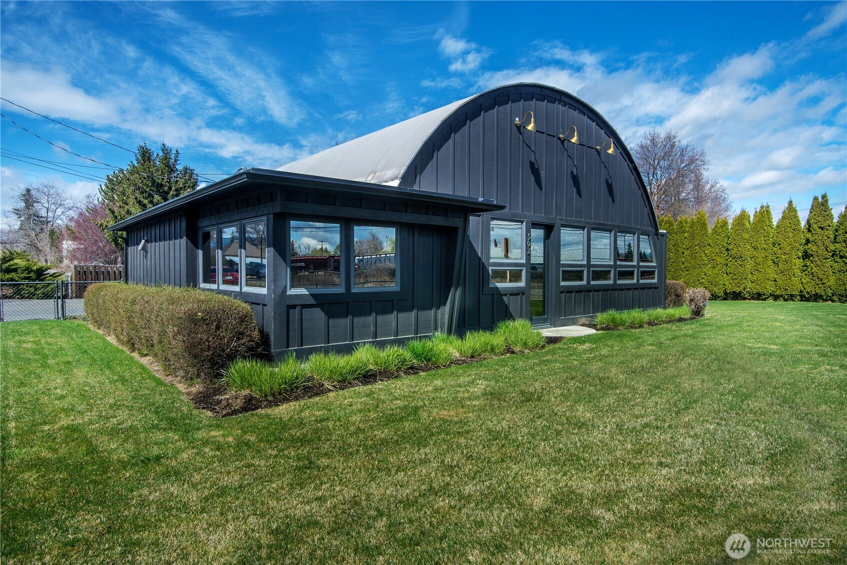 503 N Railroad Avenue Property Photo 1