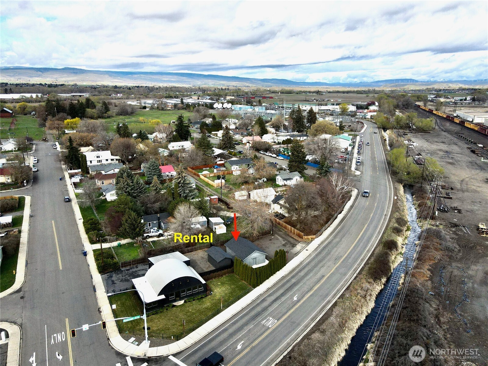 503 N Railroad Avenue Property Photo 16