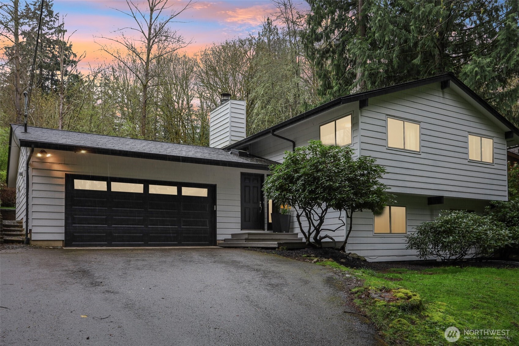 28 211th Place Property Photo