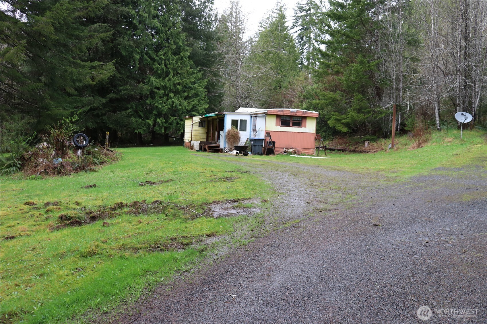 309 Powers Creek Road Property Photo 3