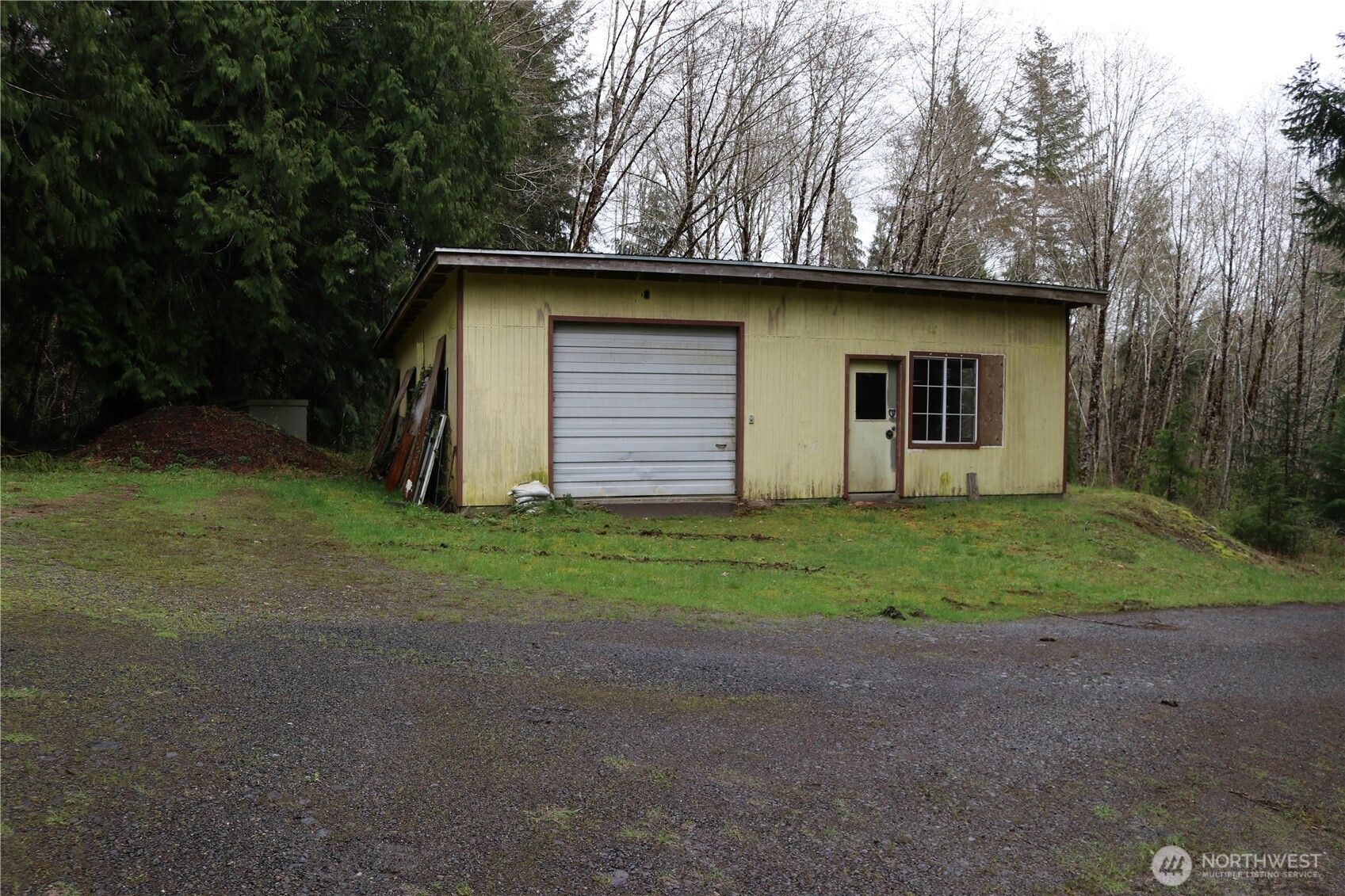 309 Powers Creek Road Property Photo 4