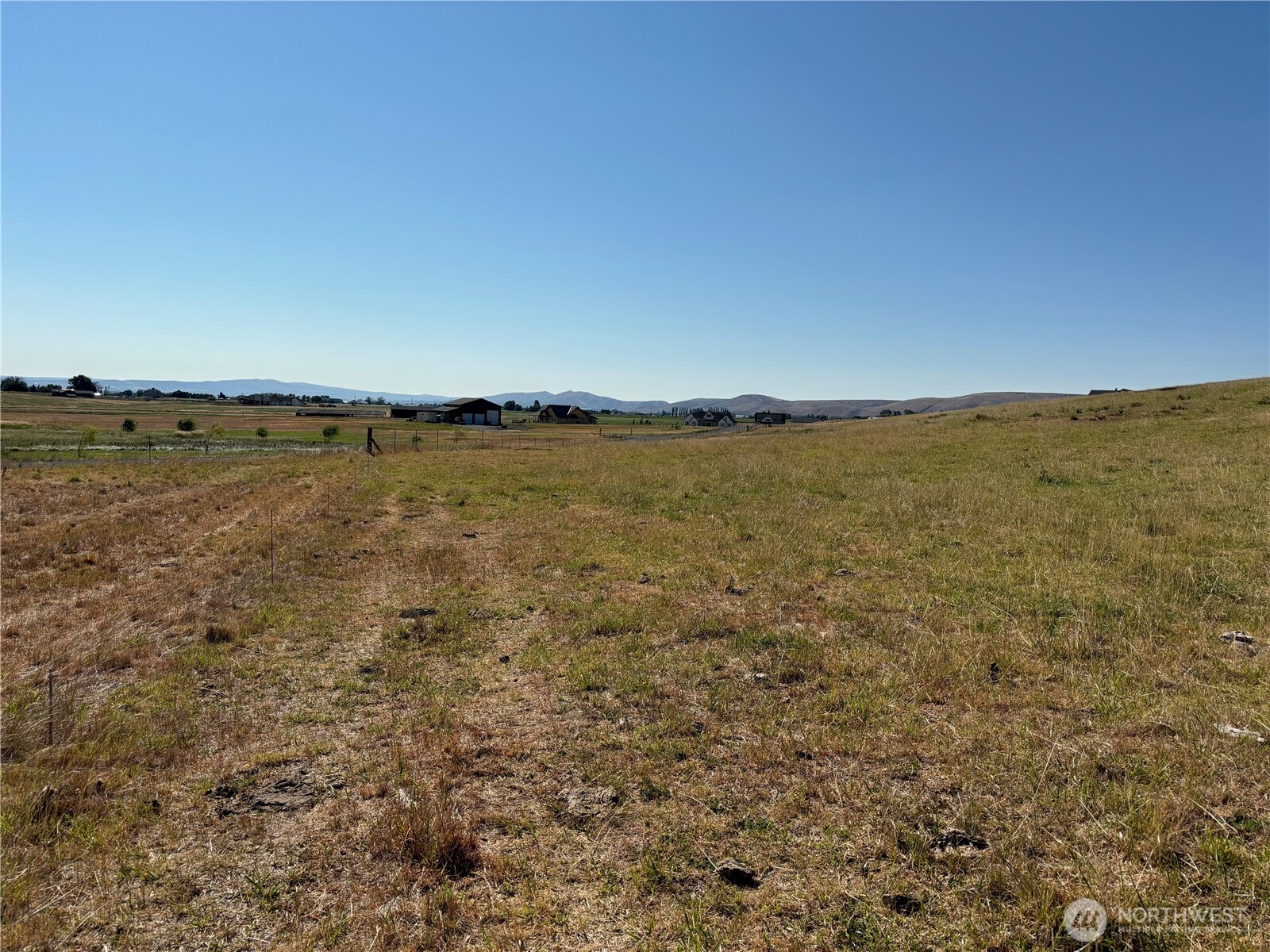 640 Majestic Heights Drive Property Photo 8