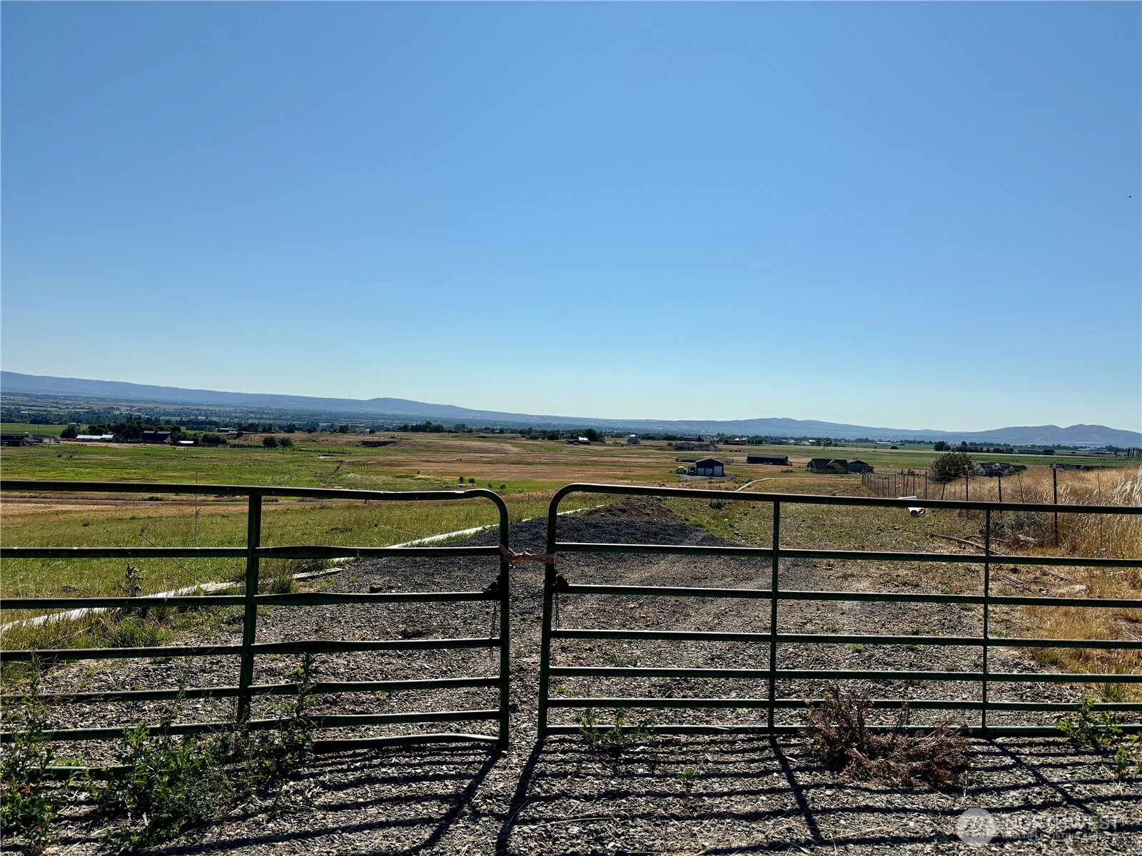 640 Majestic Heights Drive Property Photo 18