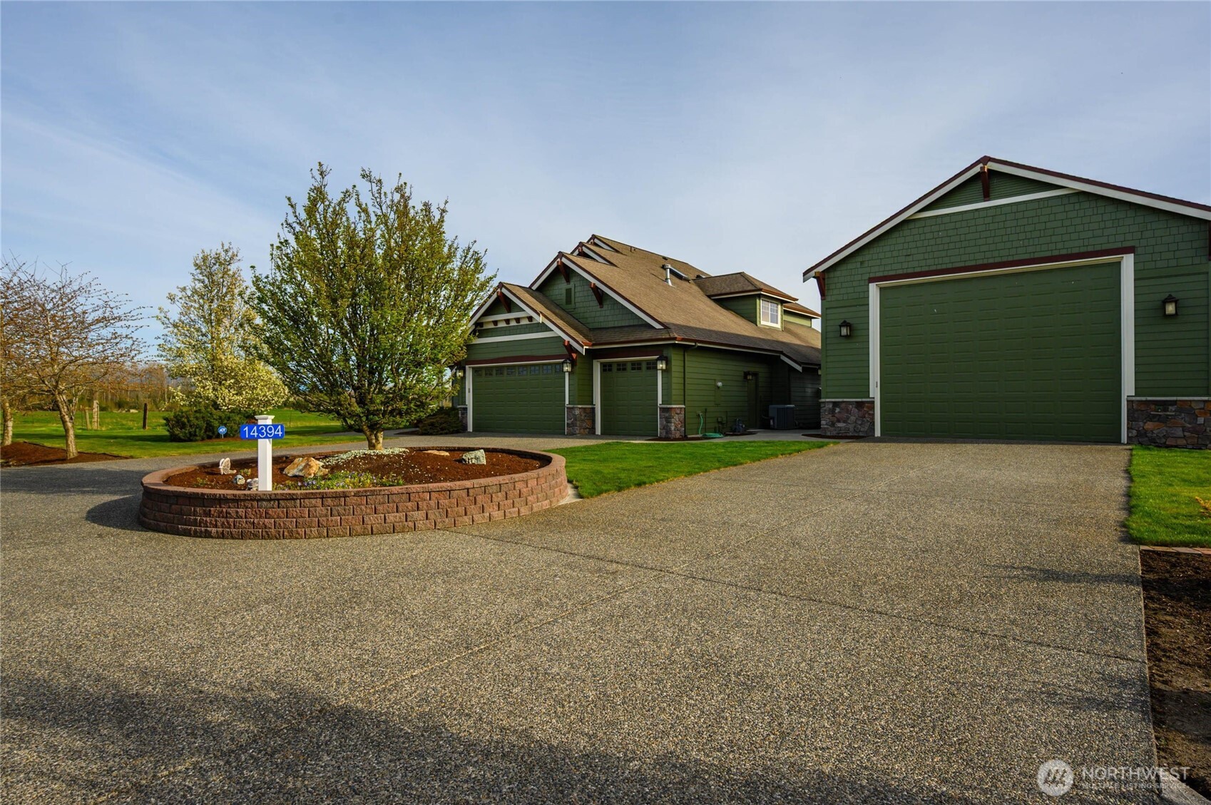 14394 Roadrunner Lane Property Photo 1