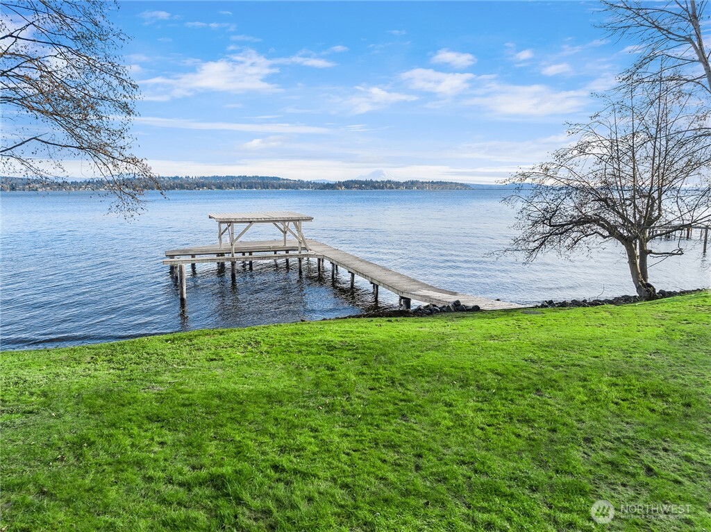 6405 Ne Windermere Road Property Photo