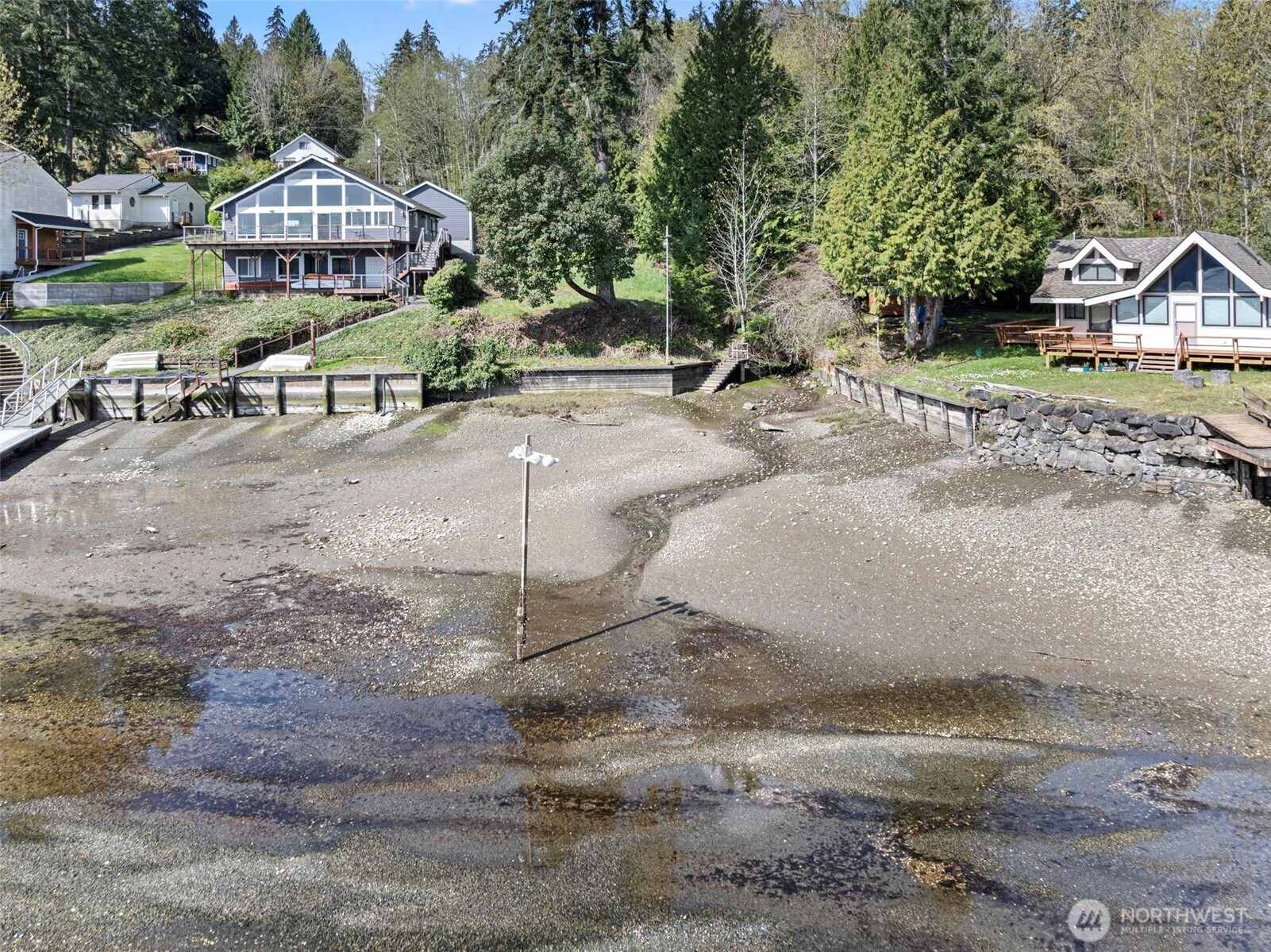 430 E Lombard Road Property Photo 2
