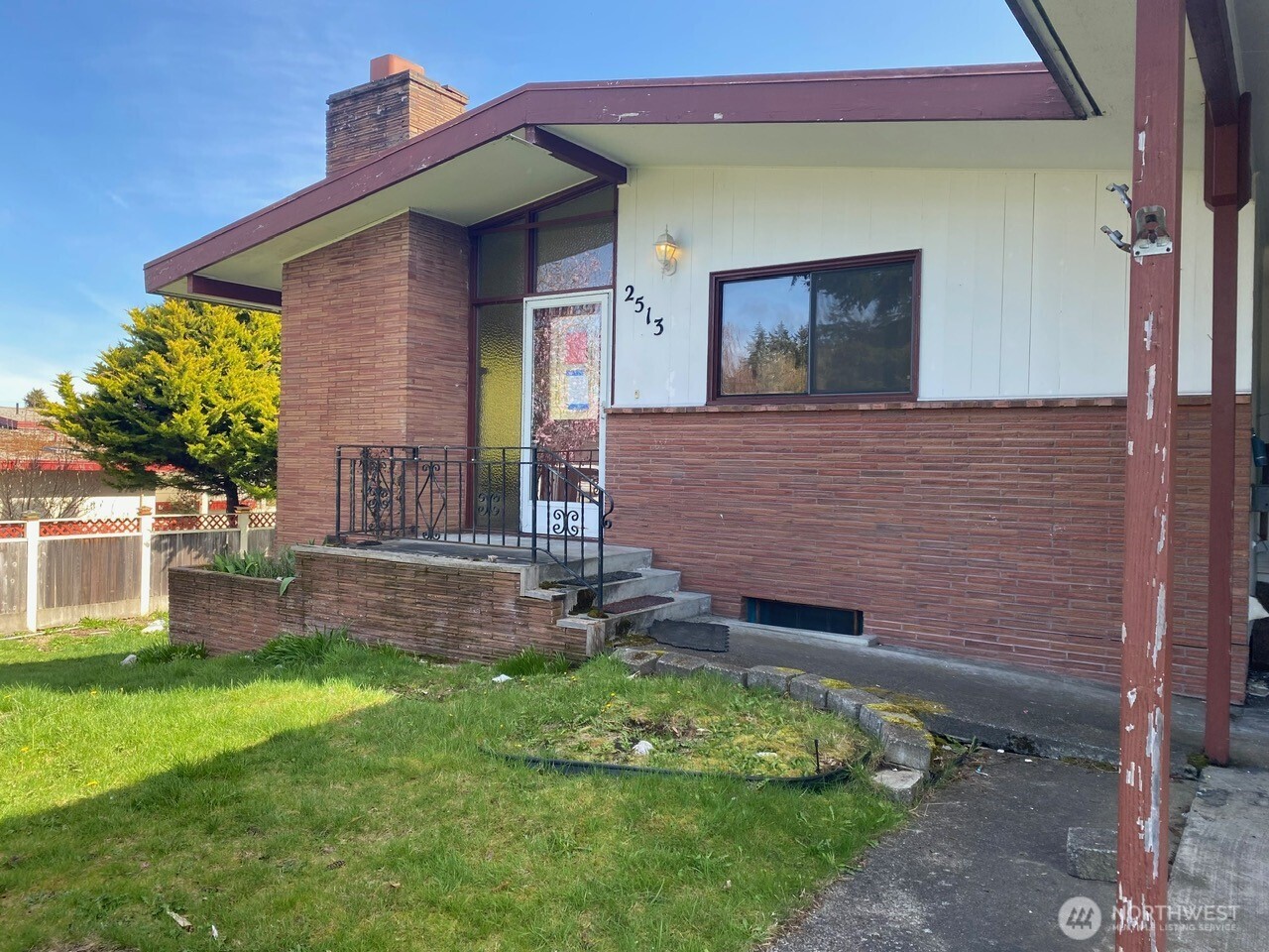 2513 S Oak Street Property Photo