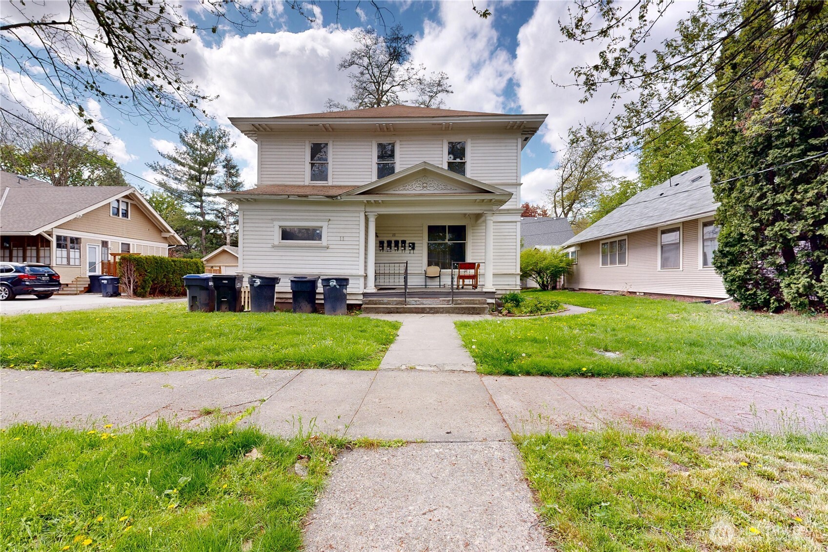 11 N Madison Street Property Photo