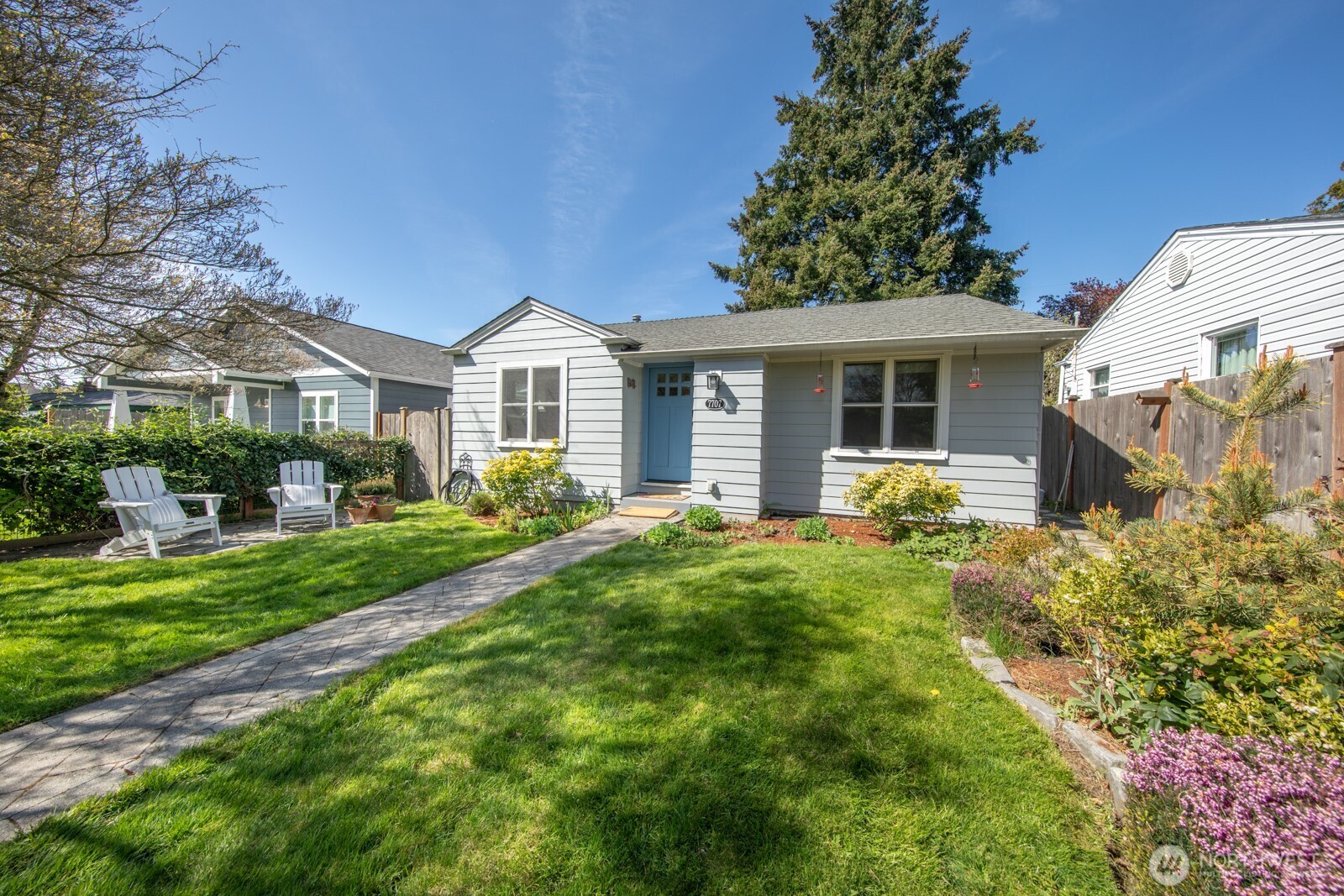 7707 31st Avenue Property Photo