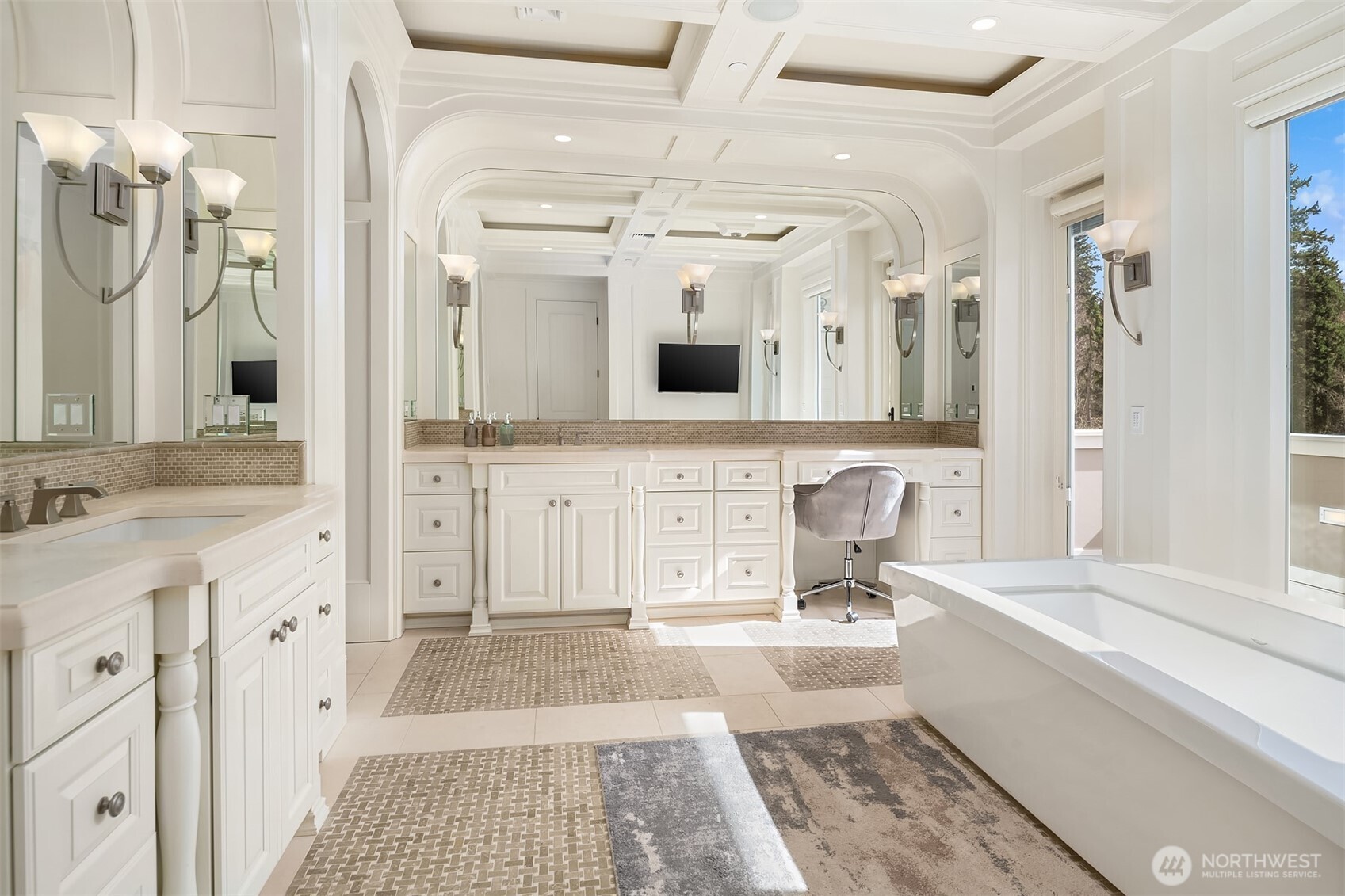 11104 238th Street Property Photo 23