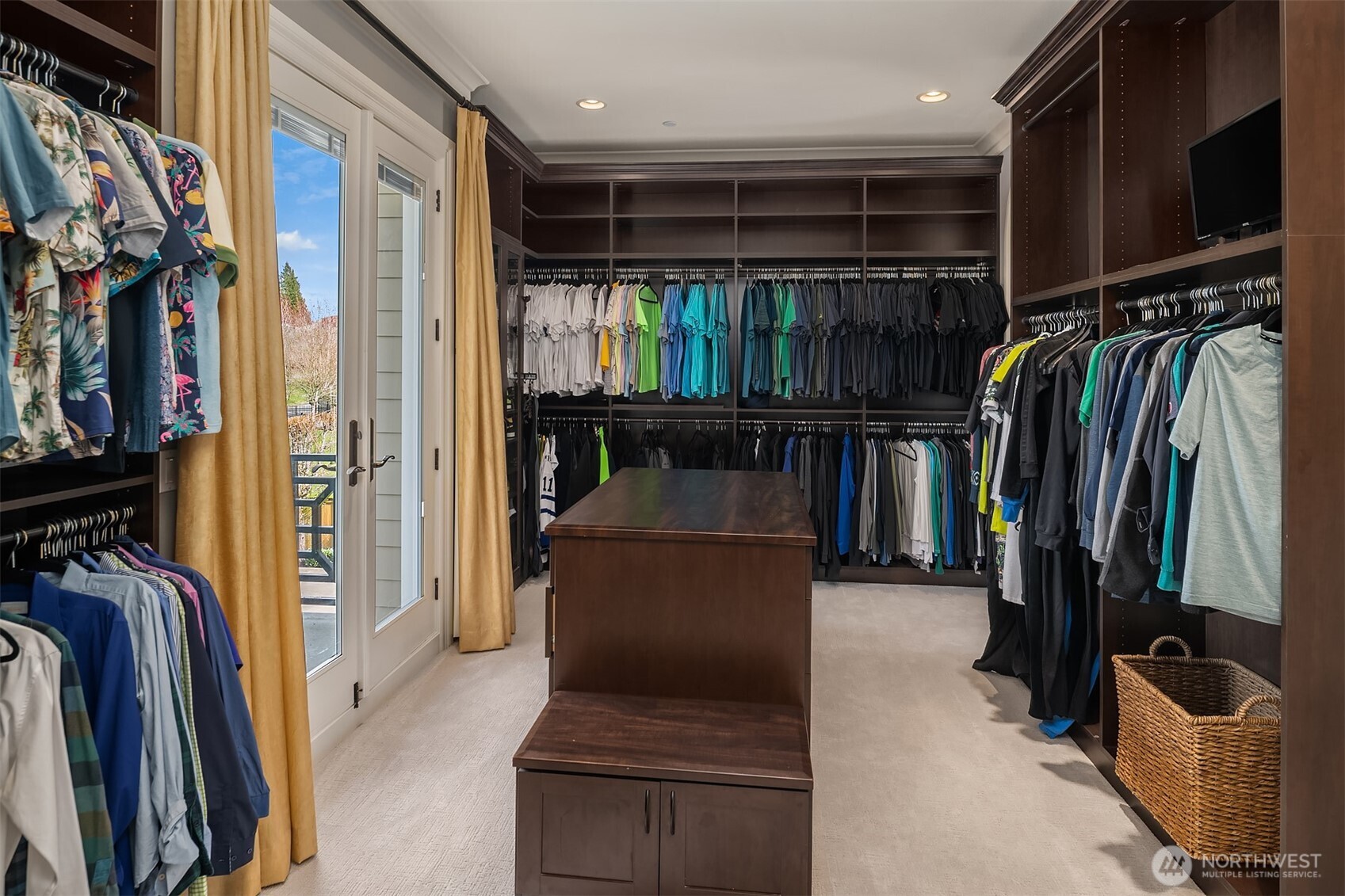 11104 238th Street Property Photo 24