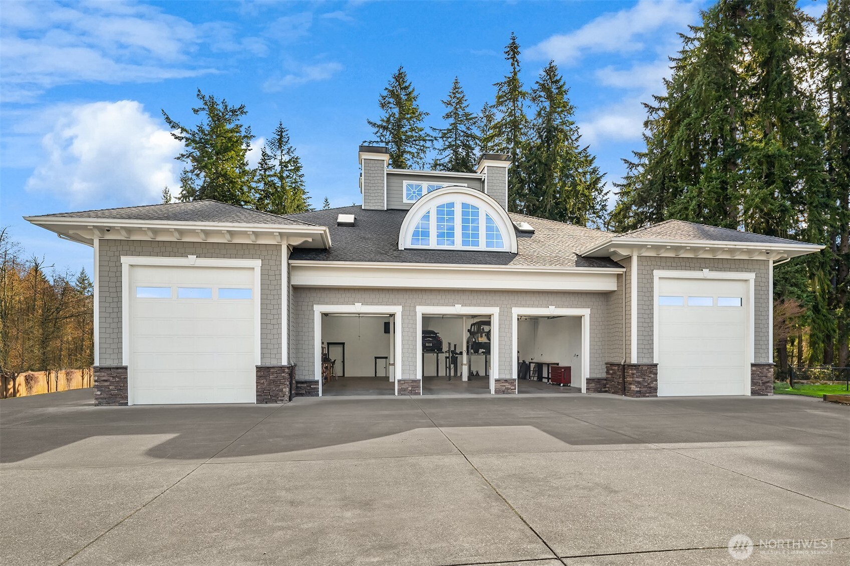 11104 238th Street Property Photo 33