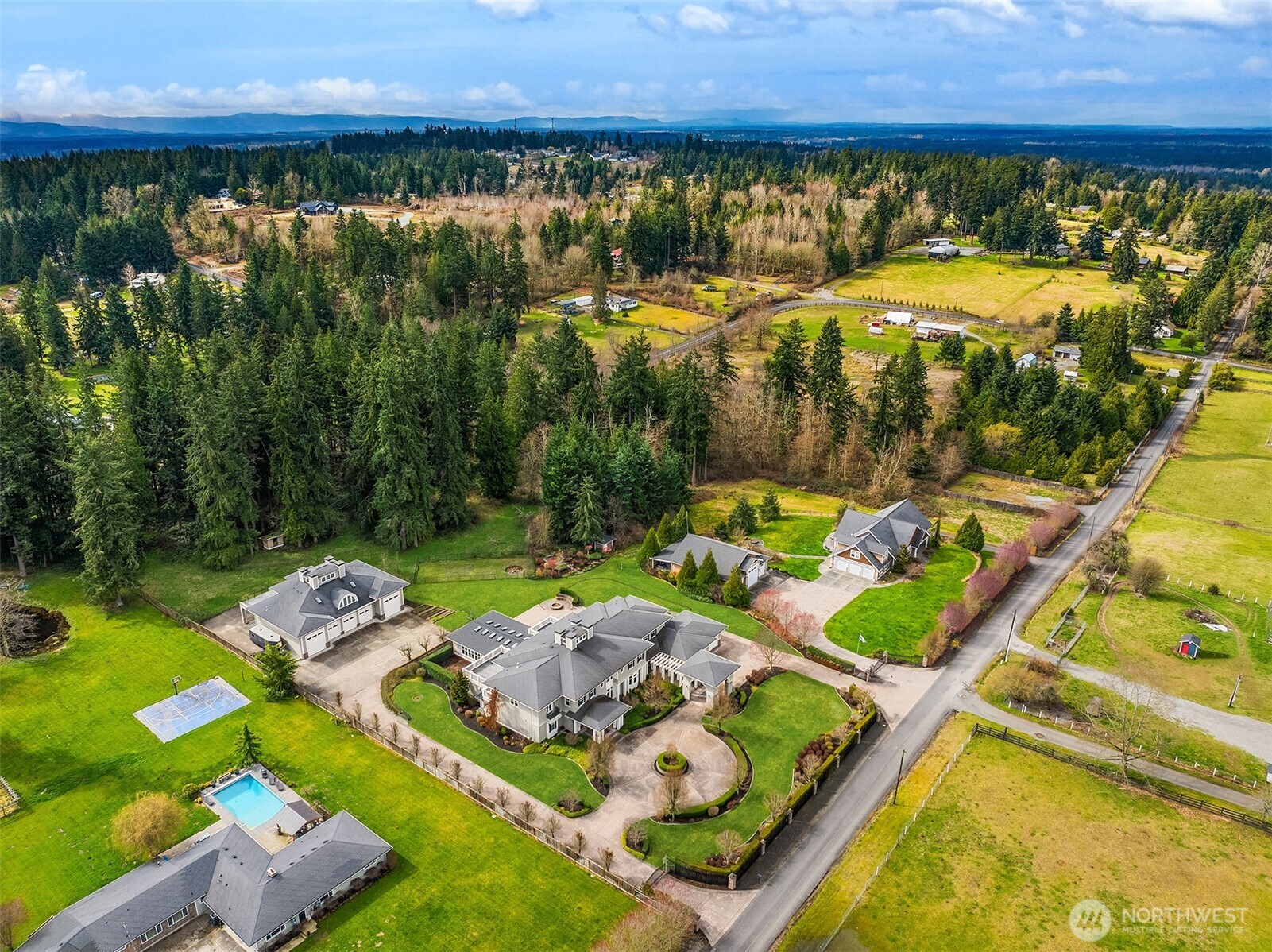 11104 238th Street Property Photo 38