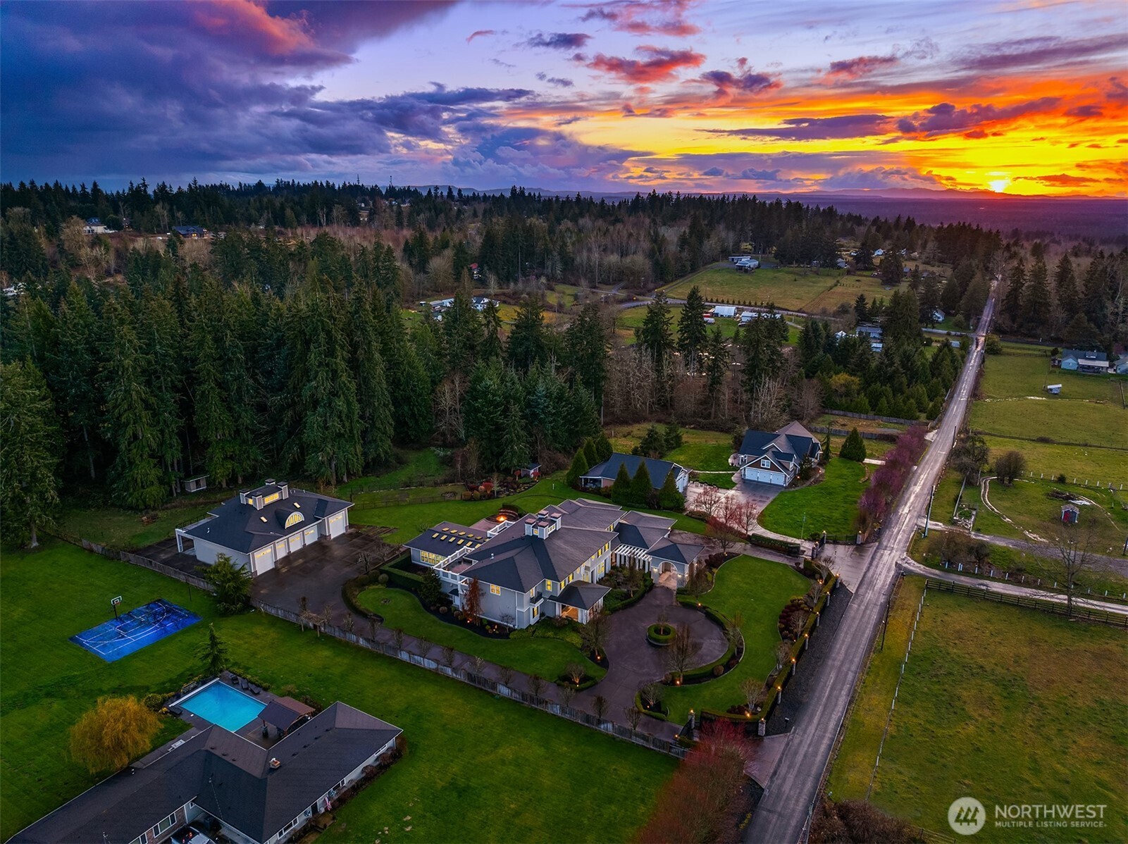 11104 238th Street Property Photo 39