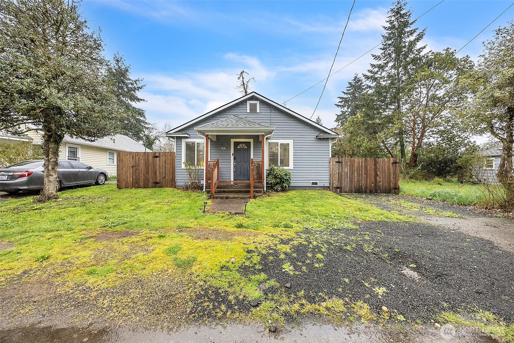 1016 Dearborn Avenue Property Photo