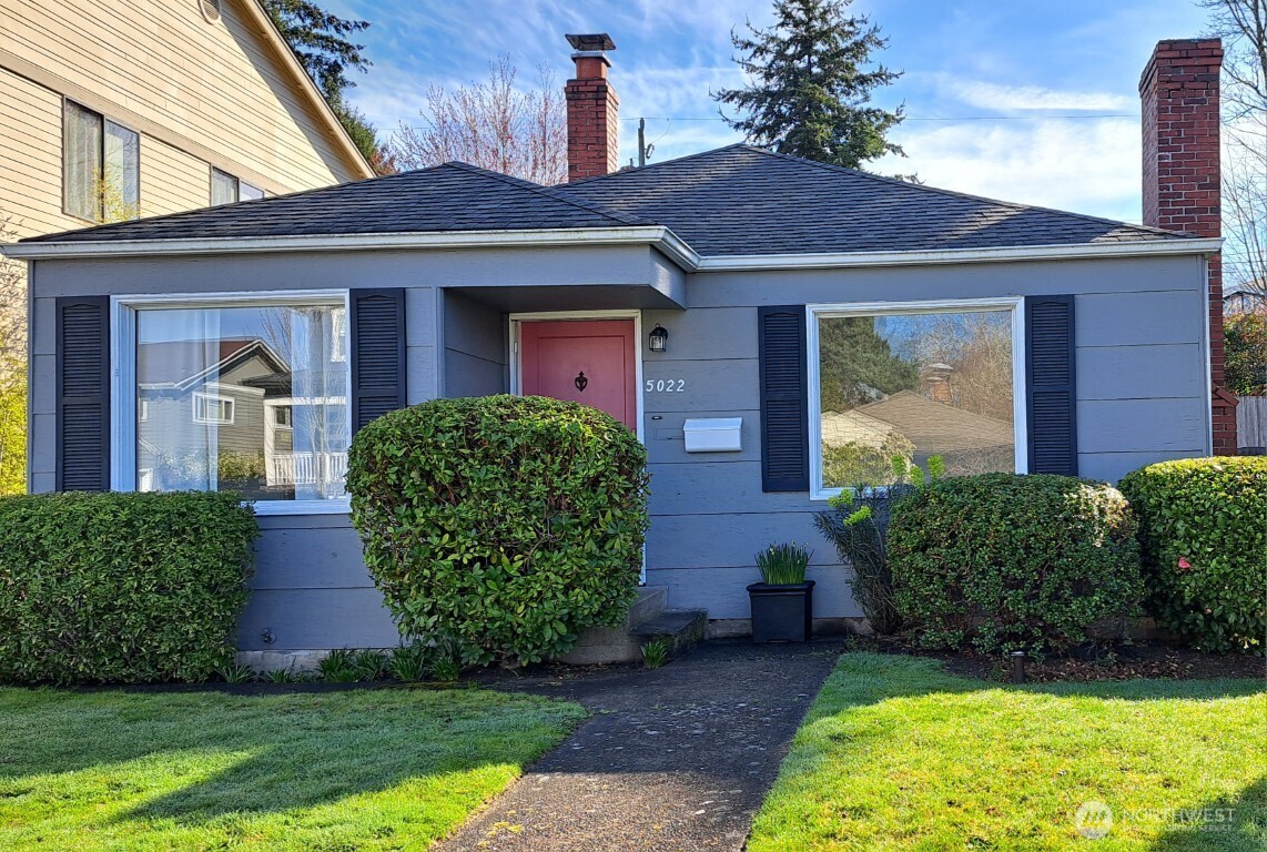 5022 48th Avenue Property Photo