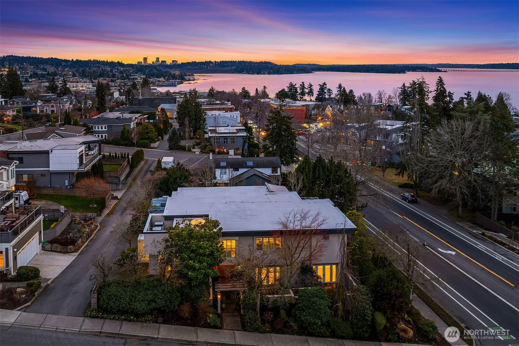 7 10th Avenue Property Photo 3